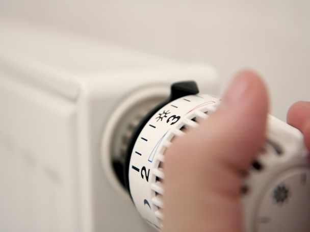 сн.society.actualno.com С над 15% скача парното от 1 юли. Топлата вода пък с близо 19%