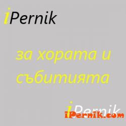 23g. sam  i si tarsiq rabota v Pernik. Niamam mnog