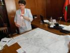 Маркшайдерската карта е наложена върху кадастралния план на Перник